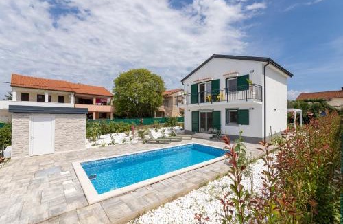 Milovcici Apartment | Apartman Vila Bugenvila