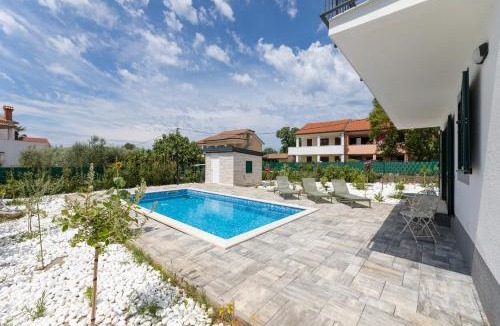 Milovcici Apartment | Apartman Vila Bugenvila