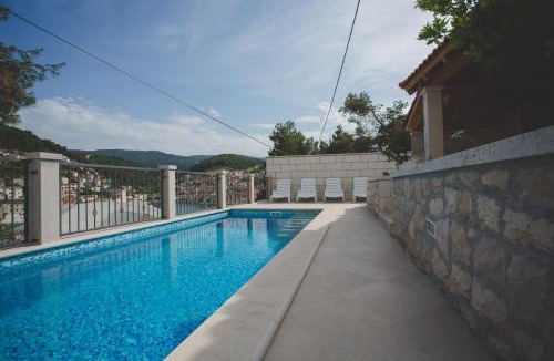Pucisca House | Apartmani Bauk