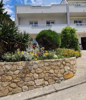 Pag Apartment | Apartmani Ema