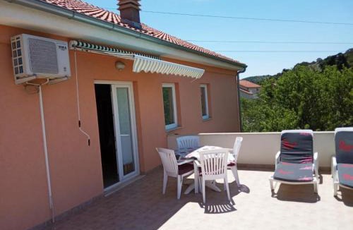 Tijesno Apartment | Apartmani Jasna