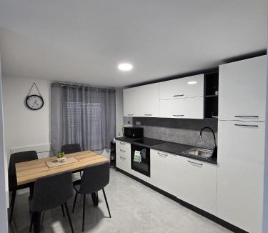 Rab Apartment | Apartmani Meglić