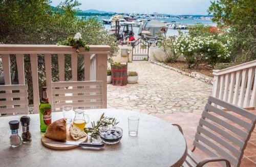 Murter Apartment | Apartmani Mudronja
