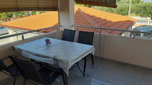 Privlaka Apartment | APARTMANI REŠETAR