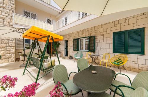 Gradac Apartment | Apartmani Ujdur