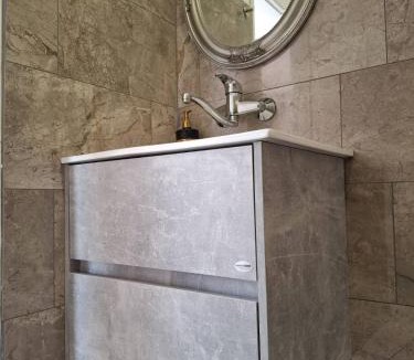 Janjina Apartment | Apartmani Urlic