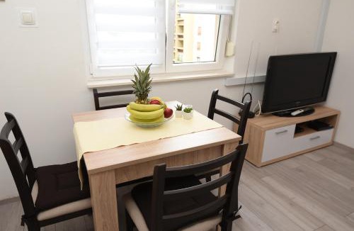 Vranjic Apartment | Apartment Ćukušić