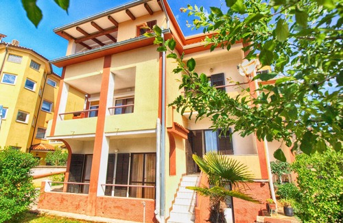 Pjescana Uvala Apartment | Apartment 1371/12911 (Istria - Pjescana Uvala), 100m from the beach