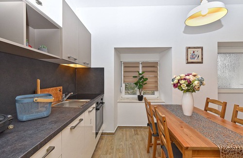 Loborika Apartment | Apartment 1411/13210 (Istria - Loborika), 8000m from the beach