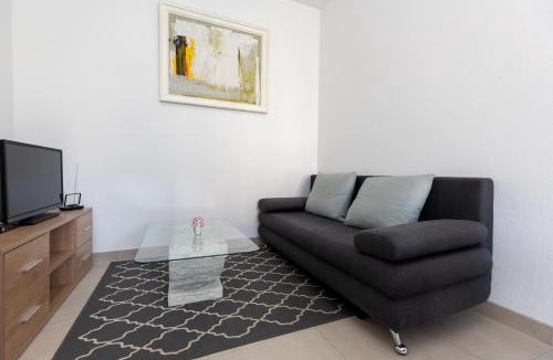 Solin Apartment | Apartment Ana -free large private parking available