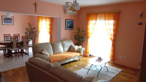 Maslenica Apartment | Apartment Ana