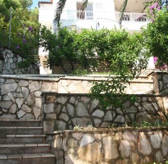 Vrboska Apartment | Apartment Bugenvila