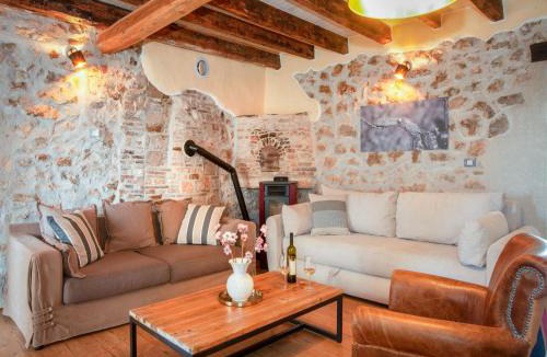 Radini Apartment | Apartment Capo Malvazija by Interhome