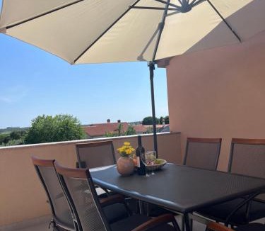 Skatari Apartment | Apartment Doraj