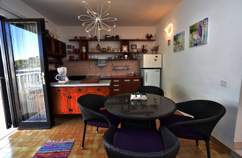 Rogac Apartment | Apartment Elena (31551-A1) - Rogac - island Solta