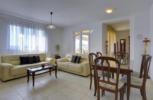 Valdebek Apartment | Apartment Ema