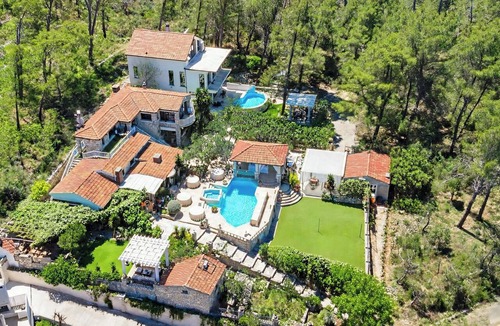 Vela Luka Resort | Apartment "Fantasy" with 2 bed rooms, terraces, swimming pool, jacuzzy. Sea view