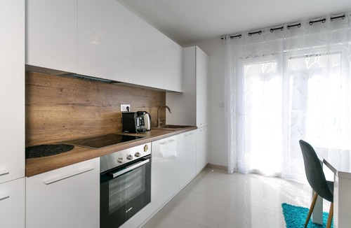 Vantacici Apartment | Apartment for 4 persons approx. 30 qm in Vantačići, Kvarner Bay (Krk)
