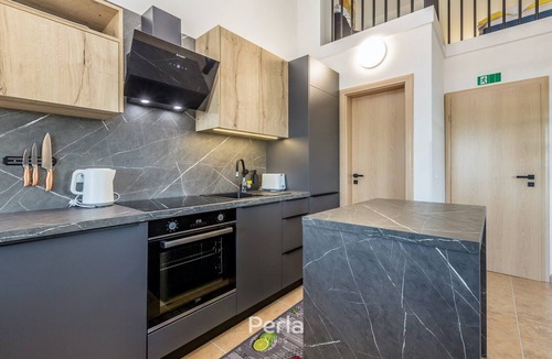 Klimno Apartment | Apartment GIA with heated pool and sea view