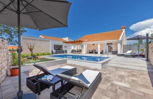 Cilipi Villa | Apartment Holiday home DoMa, Čilipi near Dubrovnik
