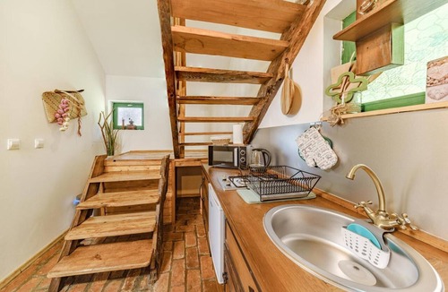 Vranovaca Apartment | Apartment Holiday Park Plitvice Paradise II with Mountain View, Balcony, and WiFi