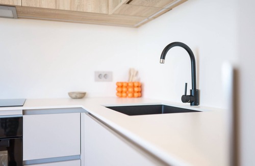 Zdrelac Apartment | Apartments Beachfront Pebble (120861-A2) - Zdrelac - island Pasman