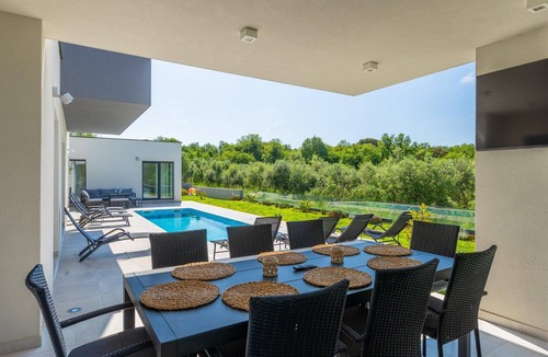 Liznjan Villa | Apartment in Croatia by the Adriatic Coast