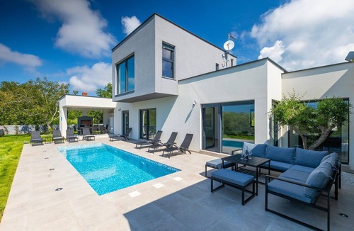 Liznjan Villa | Apartment in Croatia by the Adriatic Coast