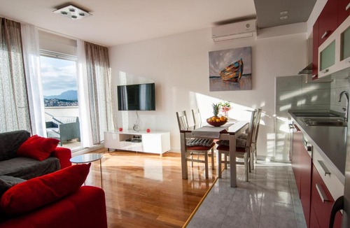 Podstrana Apartment | Apartment In
