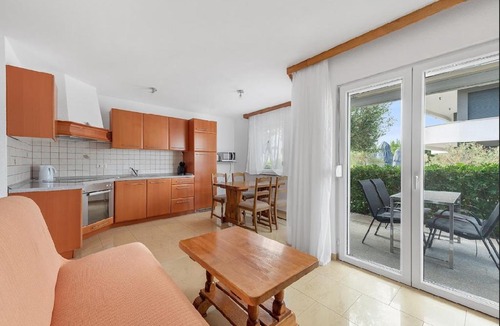 Sukosan Apartment | Apartment in Sukošan with Seaview, Terrace, Air condition, WIFI (3495-1)