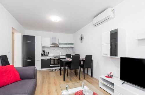 City Center Apartment | Apartment in the Center of Poreč by the Sea
