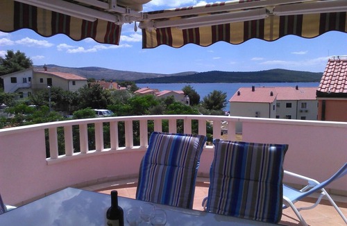 Zaboric Apartment | Apartment in Zaboric near the beach
