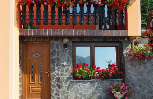 Zrece Apartment | Apartment Jorsi With Mountain View