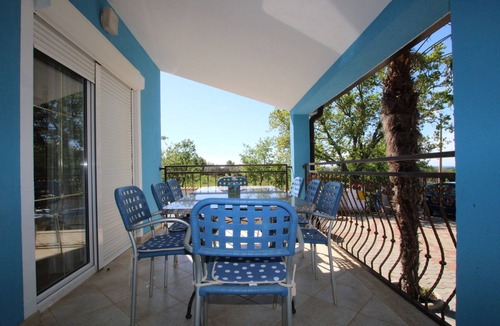 Stranici kod Nove Vasi Apartment | Apartment Julia Orange/HR-11080-01 by Interhome
