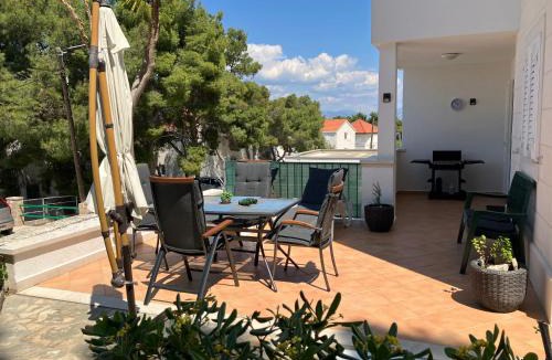 Sutivan Apartment | Apartment Kata