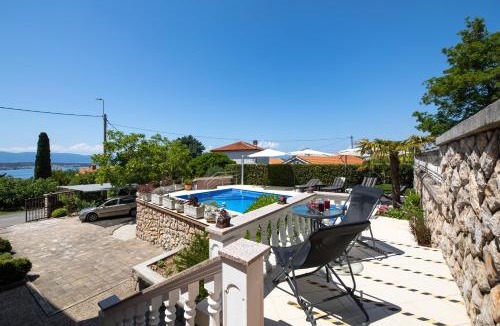 Sveti Vid-Miholjice Apartment | Apartment Krebelj by El-Pi Tours