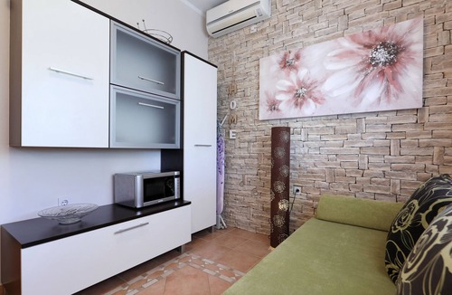 Maslenica Apartment | Apartment Laura 1 by the Sea