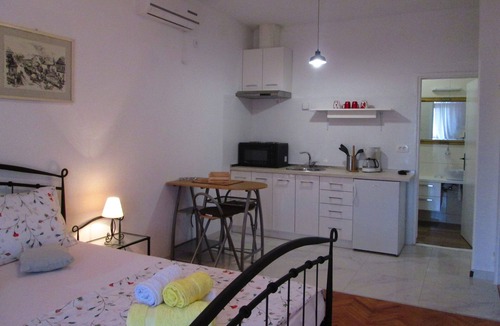Lumbarda House | Apartment Lumbardina A1, center top location