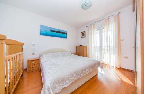 Celina Apartment | Apartment Luni
