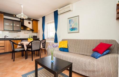 Malinska Apartment | Apartment Maui