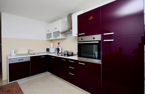 Split Apartment | Apartment Mia