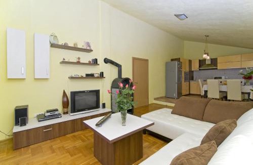 Zrnovnica Apartment | Apartment Mihanovic