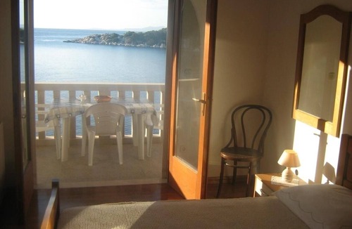 Zaklopatica Apartment | Apartment Mile - 10m from the sea A4(2+2) Arch 2 - Zaklopatica, Island Lastovo, Croatia