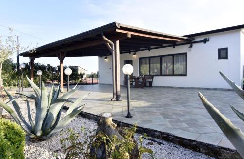Crveni Vrh Apartment | Apartment near Kanegra Beach
