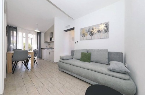 Preko Apartment | Apartment on Ugljan Island by Sandy Beach