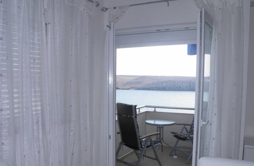 Dinjiska Apartment | Apartment Perla 2-island Pag seafront
