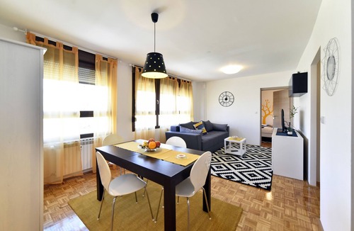 Novi Zagreb Apartment | Apartment Place4U