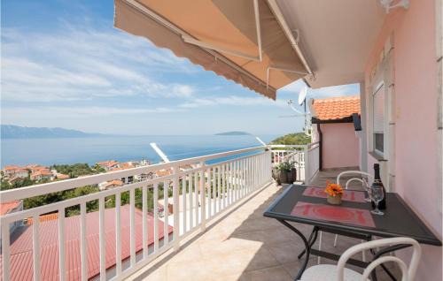 Podaca Apartment | Apartment Podaca With Outdoor Swimming Pool 305