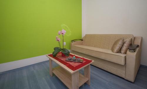 Znjan Apartment | Apartment Raquil