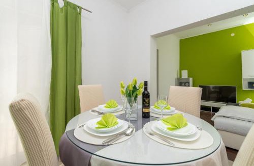 Seget Donji Apartment | Apartment Roko